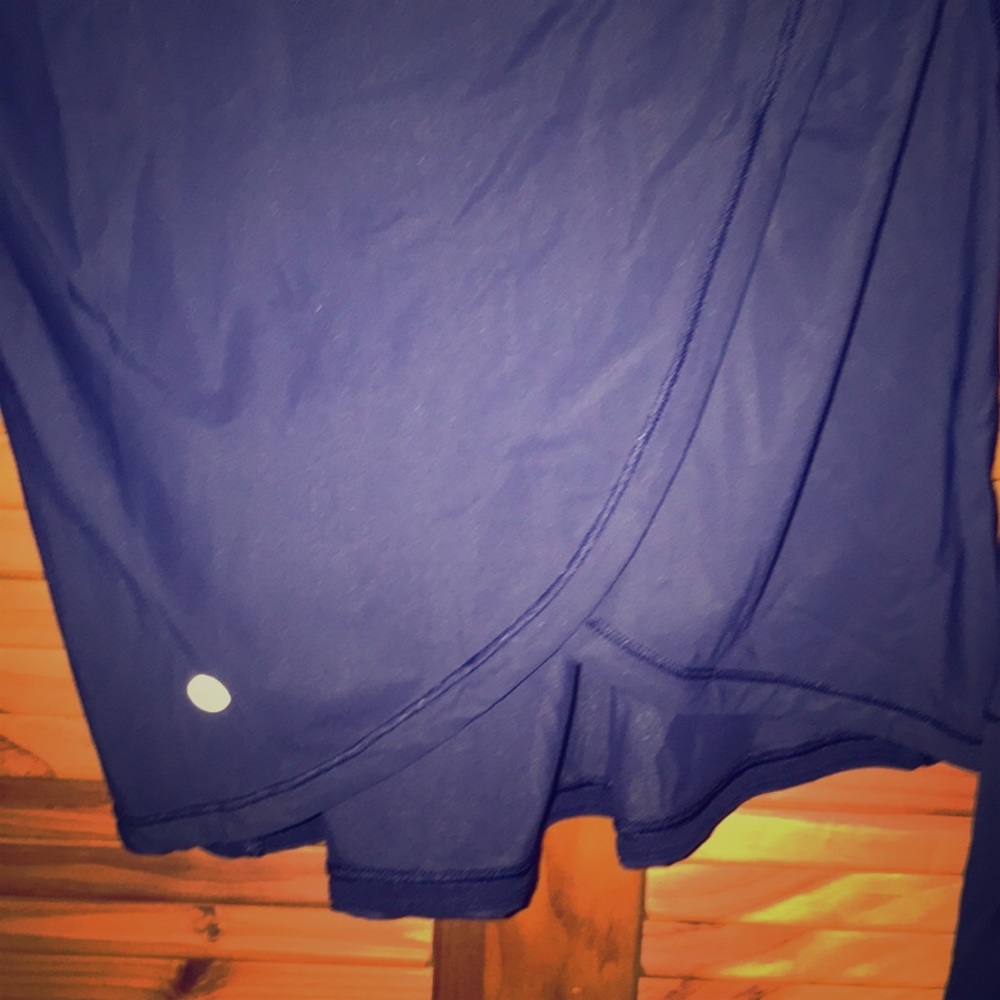 Lululemon Navy top